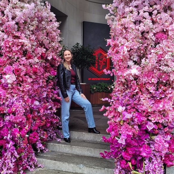 Meet your Posher, Lewissa - Picture 3 of 6